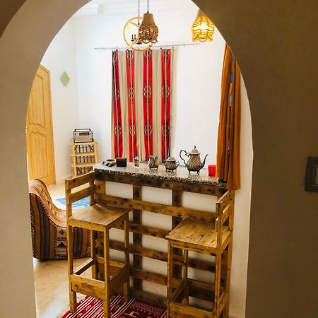 Dar Chahla Apartment Tozeur Bagian luar foto