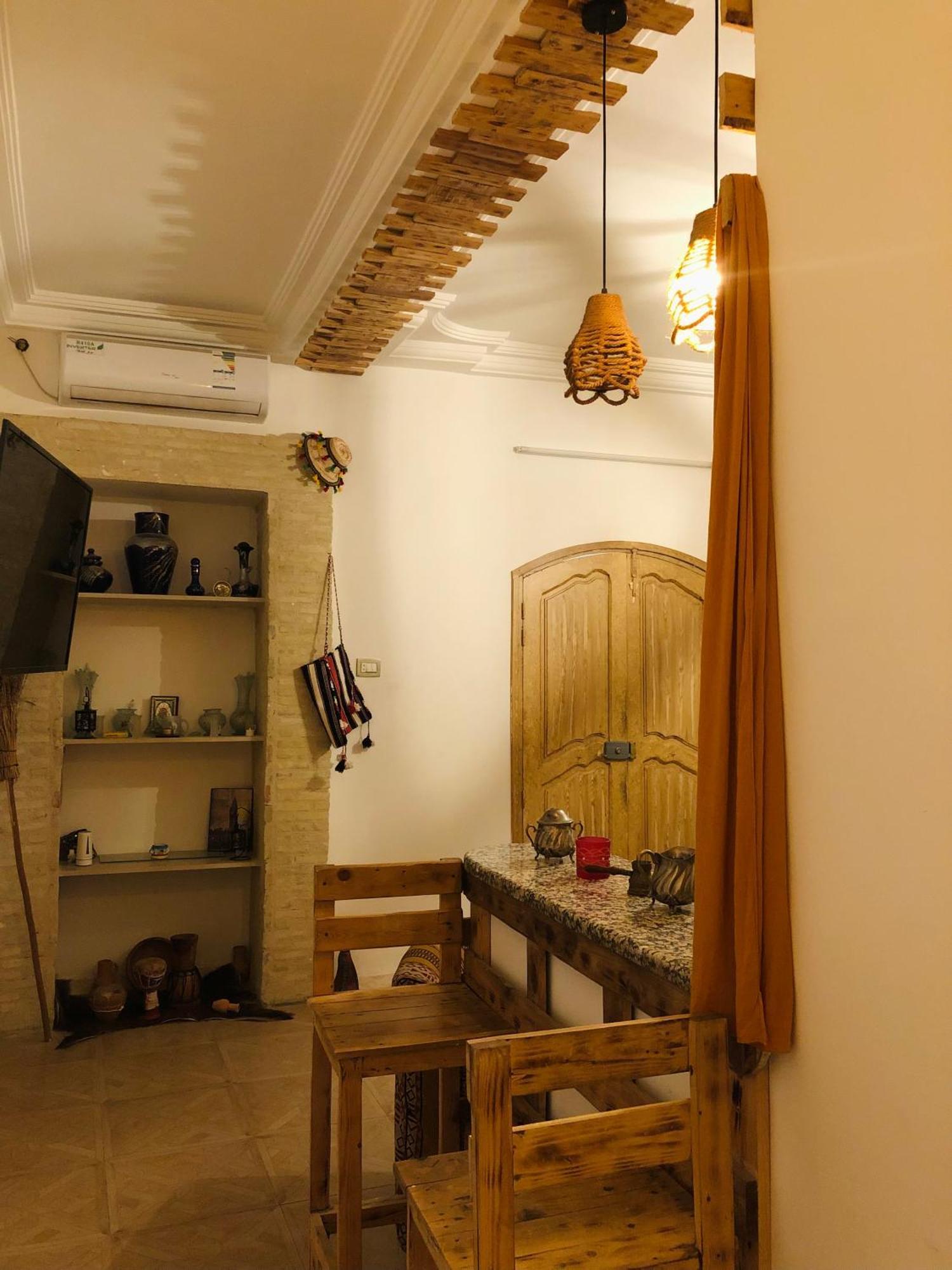 Dar Chahla Apartment Tozeur Bagian luar foto
